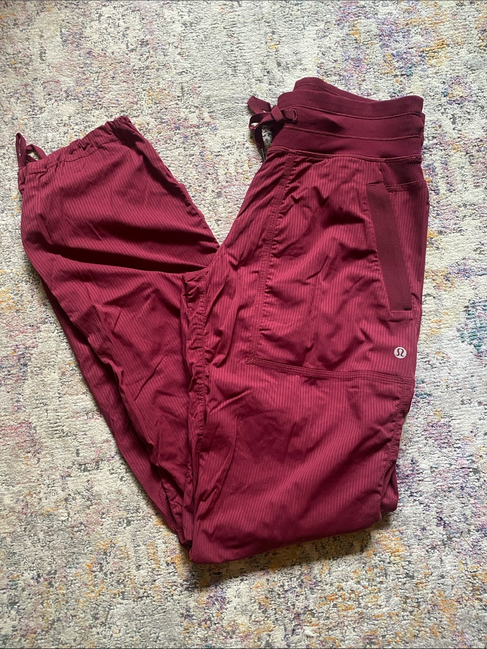 lululemon athletica women’s dance studio Burgundy Drawstring Jogger Pants